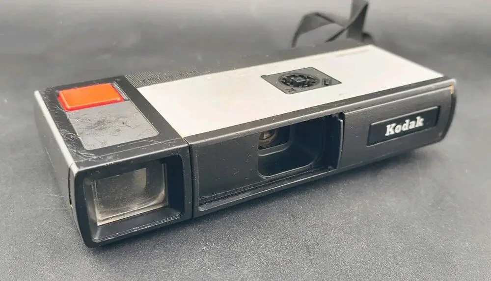 Vintage Kodak Pocket Instamatic 20 110 Camera Shutter Works